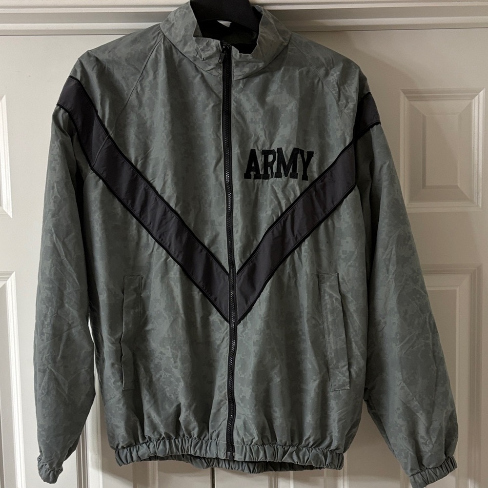Men's IFPU Army Jacket - Gray and Black. Sz Medium Long. Great Shape!